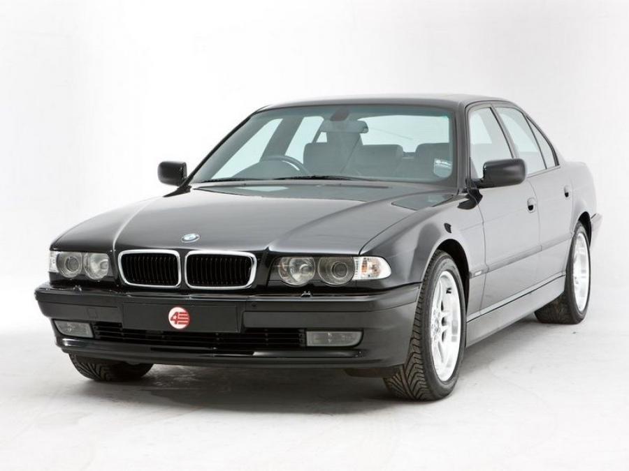  BMW 740i Sport Pack 1999 года  (фото 5 из 11)